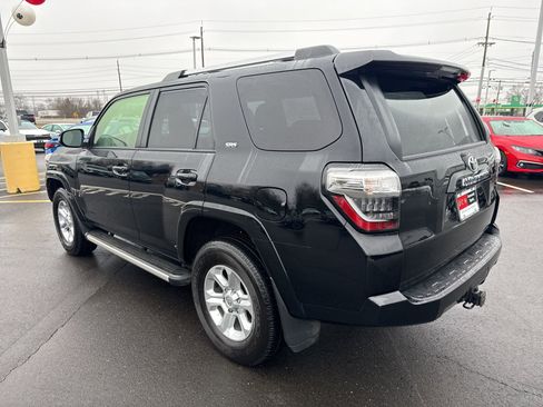 Certified 2023 Toyota 4Runner SR5 Premium w/ Moonroof Package image 8
