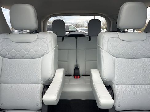 New 2026 Ford Explorer Platinum w/ LUX Leather Package image 48