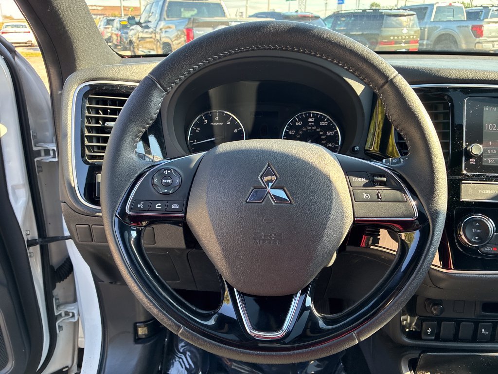 Used 2019 Mitsubishi Outlander SE AWD/4WD image 12