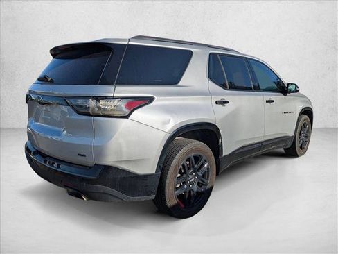 Used 2020 Chevrolet Traverse Premier w/ Redline Edition AWD/4WD image 5
