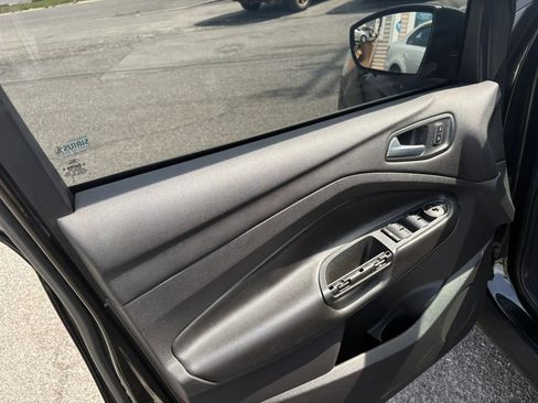 Used 2014 Ford Escape SE image 15