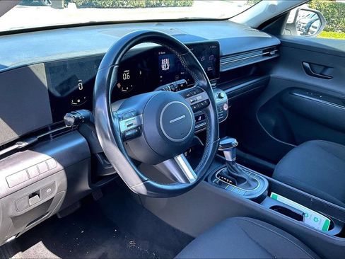 Certified 2025 Hyundai Kona SEL FWD image 10