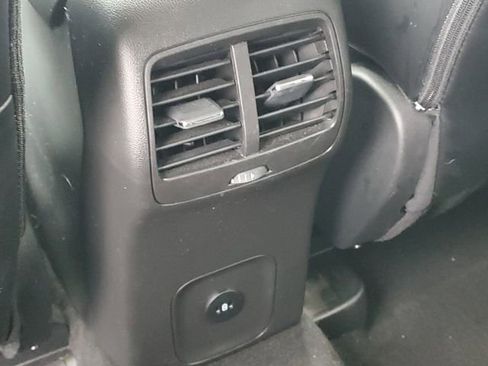 Used 2025 Ford Escape Platinum image 21