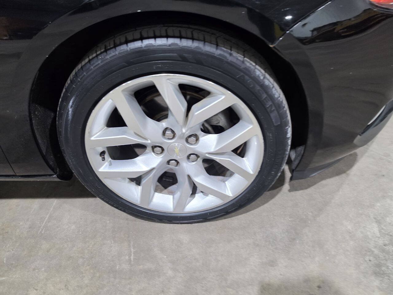 Used 2019 Chevrolet Impala Premier FWD image 20