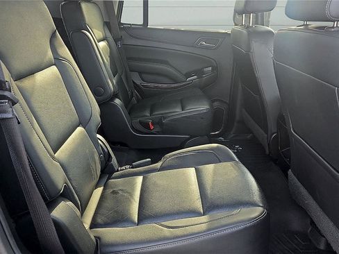 Used 2019 GMC Yukon SLT image 26