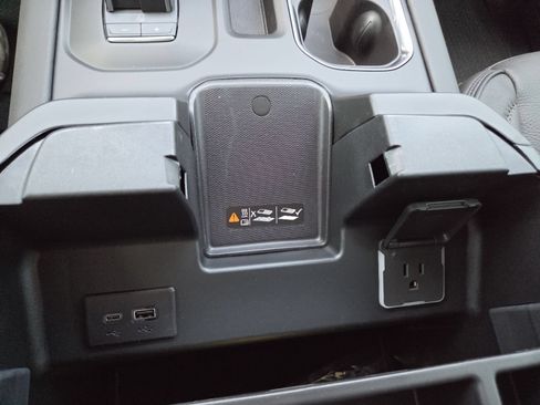 New 2026 GMC Sierra 1500 Denali AWD/4WD image 10