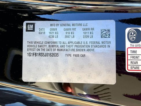 Used 2018 Chevrolet Camaro LT w/ RS Package image 19