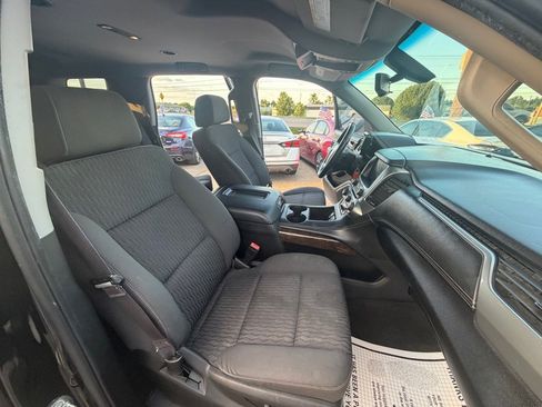 Used 2016 Chevrolet Tahoe LS RWD image 11