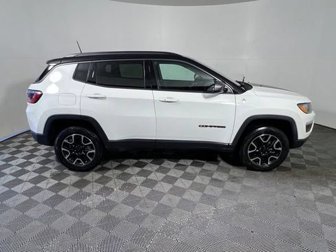 Certified 2019 Jeep Compass Trailhawk w/ Cold Weather Group AWD/4WD image 11