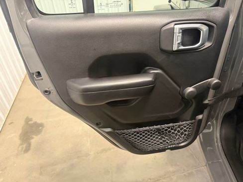 Used 2020 Jeep Wrangler Unlimited Sport AWD/4WD image 24