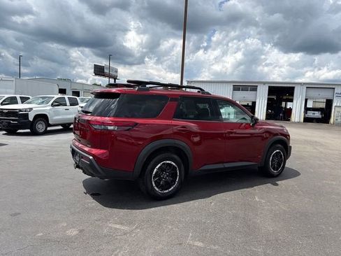Used 2023 Nissan Pathfinder Rock Creek AWD/4WD image 3