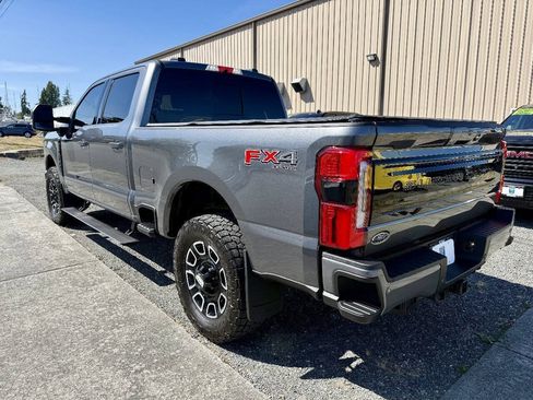 Used 2026 Ford F350 Platinum w/ FX4 Off-Road Package AWD/4WD image 3