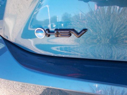 Used 2026 Toyota Camry SE image 10