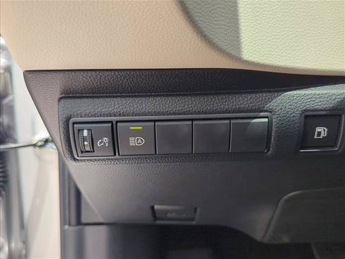 New 2026 Toyota Corolla LE FWD image 11