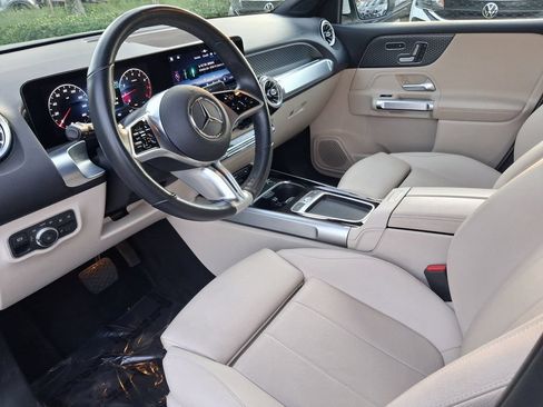 Used 2025 Mercedes-Benz GLB 250 image 13