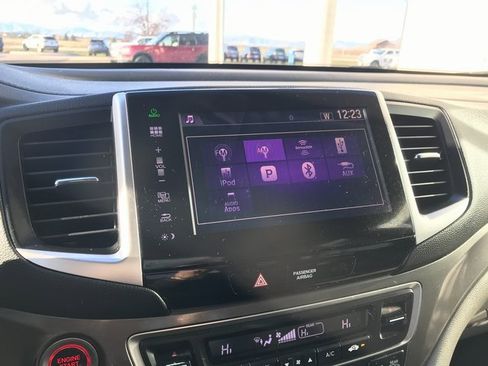 Used 2016 Honda Pilot EX image 12