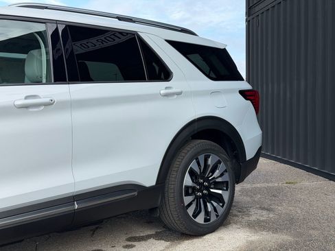 New 2026 Ford Explorer Platinum w/ LUX Leather Package image 14