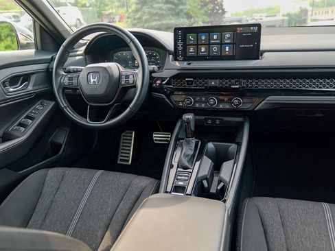Used 2023 Honda Accord Sport image 39
