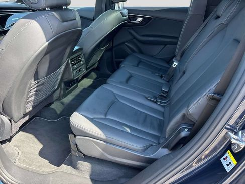Used 2025 Audi Q7 3.0T Premium Plus AWD/4WD image 9