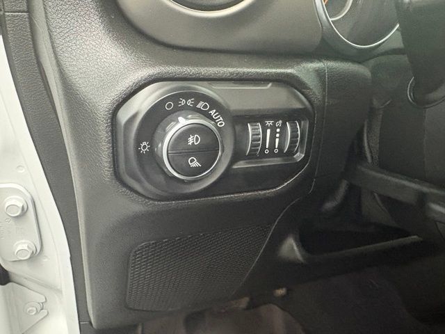 Used 2020 Jeep Gladiator Sport w/ Quick Order Package 24S AWD/4WD image 15