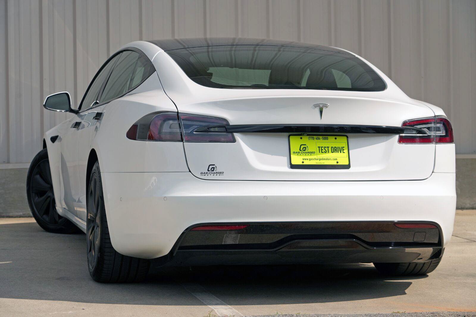 Used 2022 Tesla Model S AWD/4WD image 6