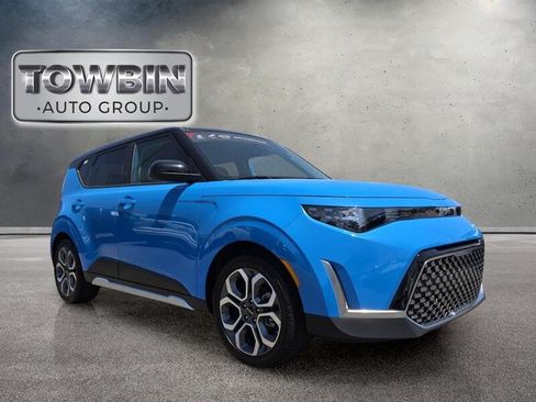 Certified 2025 Kia Soul EX FWD image 2