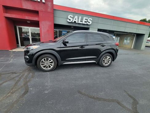 Used 2017 Hyundai Tucson SE w/ SE Popular Package 02 FWD image 1