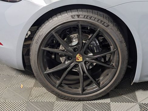 Used 2025 Porsche 718 Cayman image 13