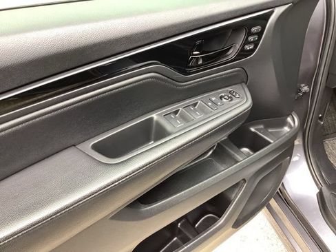 Used 2021 Honda Odyssey Touring image 19