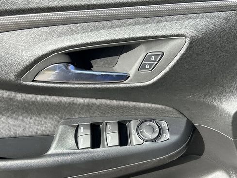 New 2026 Buick Envista Avenir image 18