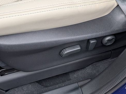 New 2026 Subaru Ascent Limited image 25