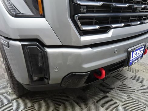 Used 2025 GMC Sierra 2500 AT4 image 59