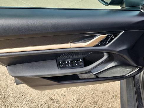 Certified 2025 Porsche Taycan 4S image 12