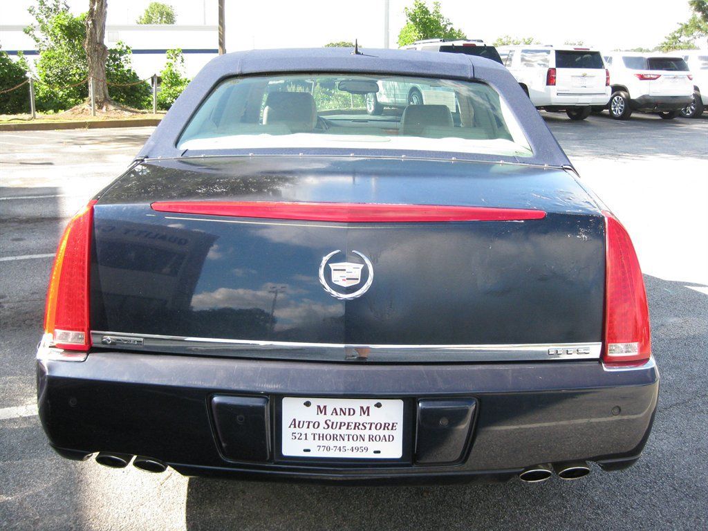 Used 2007 Cadillac DTS Luxury II FWD image 7