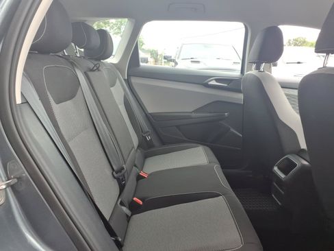 Certified 2023 Volkswagen Taos S FWD image 12