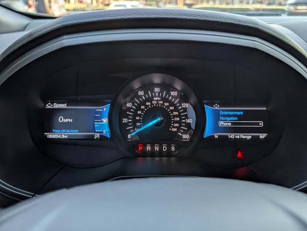 Used 2022 Ford Edge ST-Line w/ Class II Trailer Tow Package AWD/4WD image 14