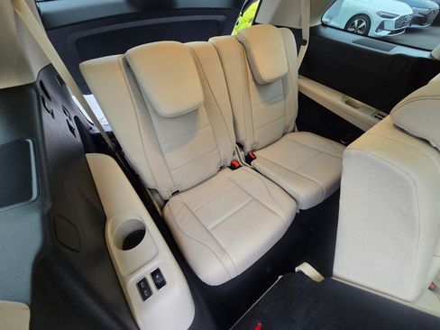 New 2026 Mercedes-Benz GLS 450 4MATIC image 25