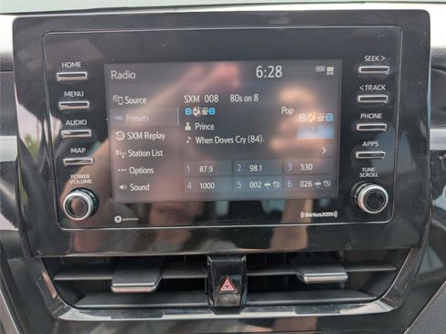 Used 2022 Toyota Camry SE image 15