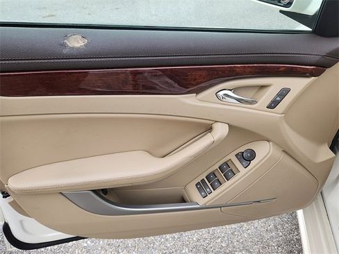 Used 2011 Cadillac CTS Premium image 12