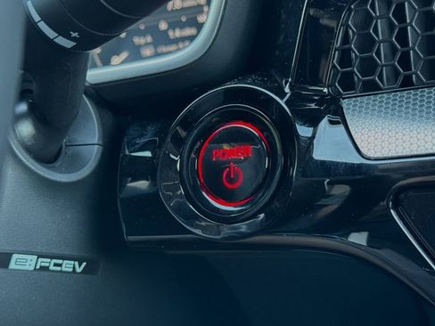 New 2025 Honda CR-V FWD e:FCEV image 23