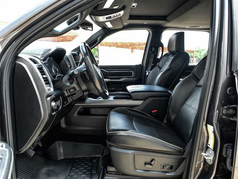 Used 2024 RAM 3500 Laramie w/ Night Edition AWD/4WD image 4