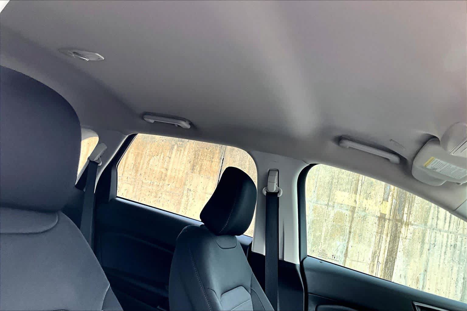 Used 2023 Ford Edge SE w/ Black Appearance Package AWD/4WD image 14