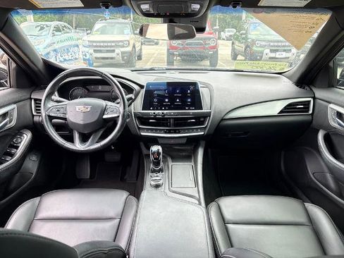 Used 2021 Cadillac CT5 Luxury image 7