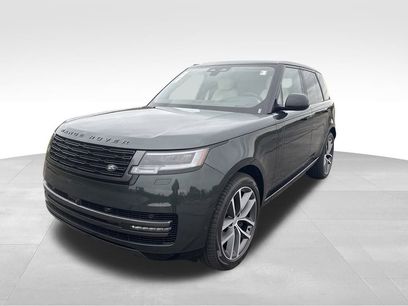New 2025 Land Rover Range Rover SE