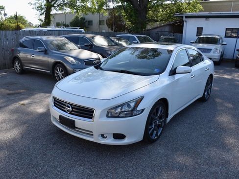 Used 2014 Nissan Maxima 3.5 SV w/ Sport Package image 1