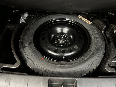 Used 2023 Jeep Renegade Trailhawk AWD/4WD image 38
