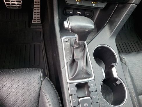 Used 2022 Kia Sportage Nightfall Edition w/ Nighfall AWD Premium Package image 17