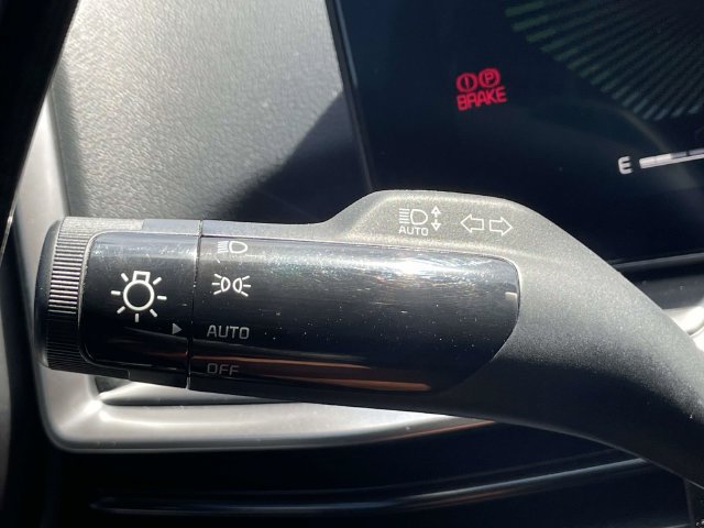 Certified 2026 Kia Sorento LX FWD image 23