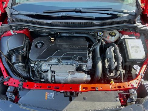 Used 2019 Chevrolet Cruze LS FWD image 27