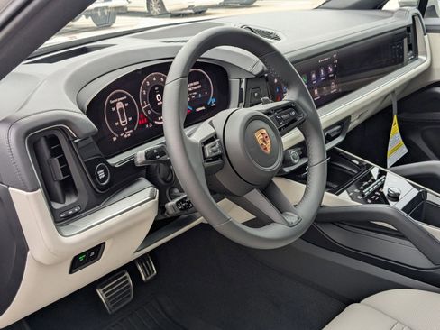 New 2026 Porsche Cayenne S AWD/4WD image 4